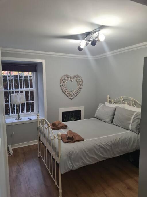 Lovely 2 Bedroom Garden Flat In Trendy West End Glasgow Exterior foto